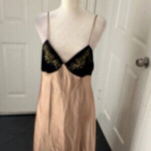 Morgan Taylor Gold Satin Nightgown Black Velvet Embroidered Bust M